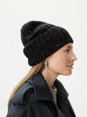 Wełniana czarna czapka z cekinami TARANKO