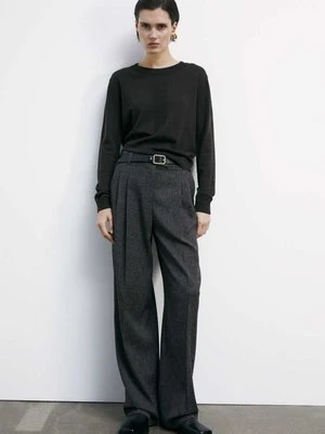 Wełniany sweterek „ESSENTIAL” z lureksowymi detalami PATRIZIA PEPE