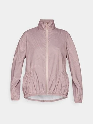 Wiatrówka Kari Traa