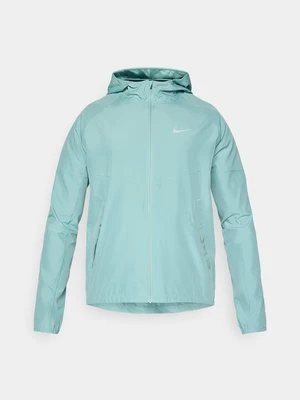 Wiatrówka Nike Performance