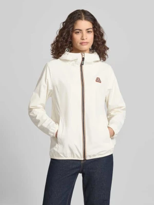 Wiatrówka o kroju regular fit z aplikacją z logo Superdry