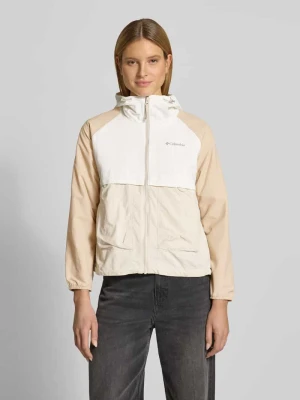 Wiatrówka z systemem wentylacji z tyłu i kapturem Columbia