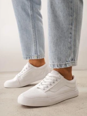 Wiązane Białe Tenisówki Trampki pod Kostkę z Ozdobnym Paskiem Wiolana bellamila