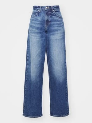 Wide leg Lee