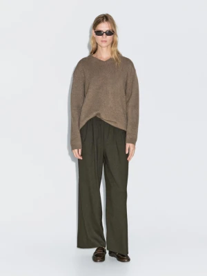 Wide-Leg Trousers With Pleats And Elasticated Waistband - Zielony - - Massimo Dutti - Female