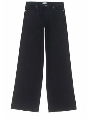 Wide leg Wrangler
