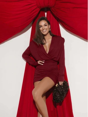 Wiskozowa sukienka mini z marszczeniem LOTTA - bordowa  magmac 