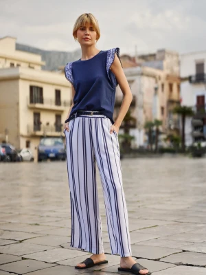 Wiskozowe spodnie w paski białe Moodo