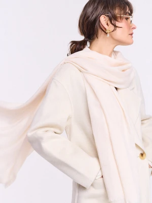 Wiskozowy szal w kremowym kolorze TARANKO