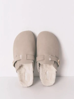 women'secret kapcie MM COSMIC kolor beżowy 4992561