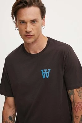 Wood Wood t-shirt bawełniany Ace Chest Print męski kolor brązowy z nadrukiem 10275700.2222