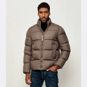Woolrich Puchowa kurtka CLOUD EAGLE | Regular Fit