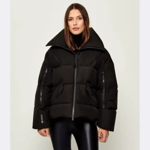 Woolrich Puchowa kurtka GTX | Regular Fit