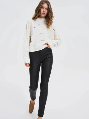 Woskowane spodnie czarne Moodo