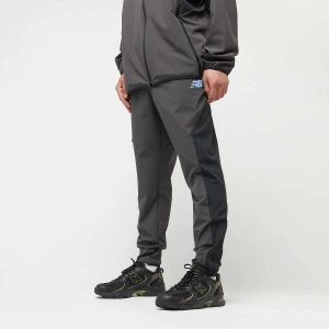 Woven Tapered Track Pant, markiNew Balance, Spodnie dresowe, w kolorze szary, rozmiar: