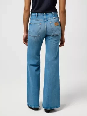 Wrangler 70S Flare Jean Soft Ocean Size 33 x32