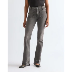 Wrangler Flare Jean Frosted Fronts Size 34 x34