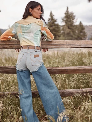 Wrangler Lainey Wilson x Wrangler Lainey Snap Shirt Rainbow Print