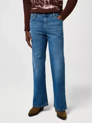 Wrangler Loose Boot Jean Sky Breeze Size 40 x32