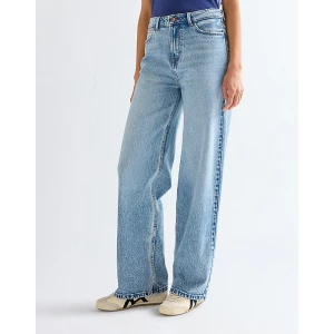 Wrangler Loose Straight Jean Blissful Size 31 x32
