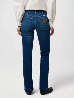Wrangler Low Rise Bold Boot Jean Canyon Crest Size 34 x32