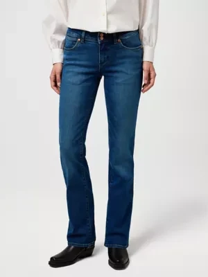 Wrangler Low Rise Bold Boot Jean Canyon Crest Size 34 x32