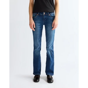 Wrangler Low Rise Bold Boot Jean Canyon Crest Size 34 x32