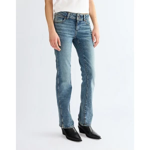 Wrangler Low Rise Bold Boot Jean Summit Shade Size 34 x32