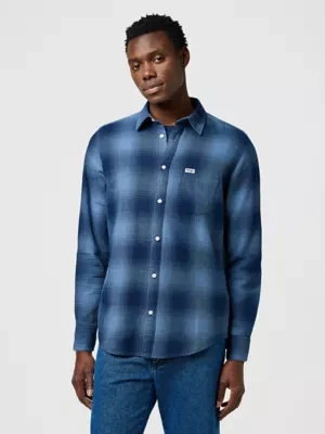 Wrangler Regular 1 Pocket Indigo Shirt Dark Indigo Size
