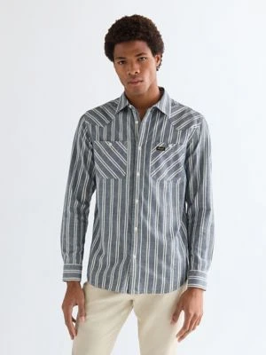 Wrangler Regular Chambray Shirt Dark Stripe Size