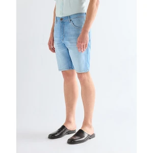 Wrangler Texas Regular Lightweight Short Light Wash Size