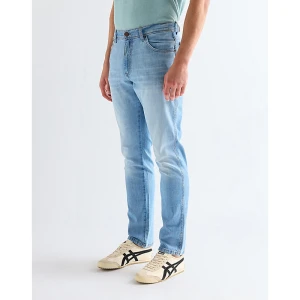 Wrangler Texas Slim Lightweight Low Stretch Jean Light Wash Size 42 x32