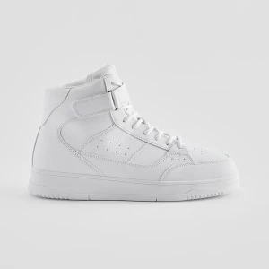Wysokie sneakersy za kostkę białe House