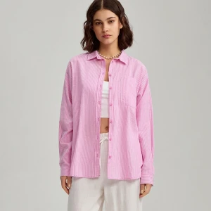 Wzorzysta koszula o luźnym kroju różowa House