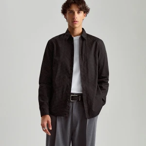 Wzorzysta koszula slim fit z popeliny czarna House
