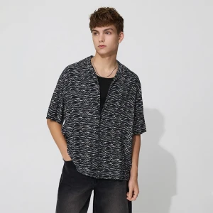 Wzorzysta koszula z krótkim rękawem czarna House