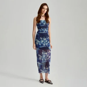 Wzorzysta sukienka midi bodycone bez ramiączek House