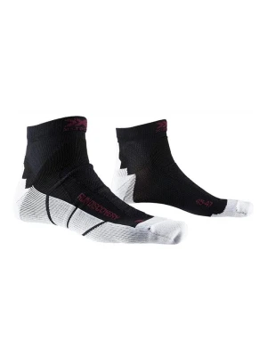 X-Bionic Skarpety "Discovery" w kolorze czarnym do biegania rozmiar: 35-38