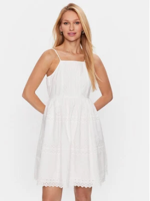 YAS Sukienka codzienna 26030152 Biały Regular Fit