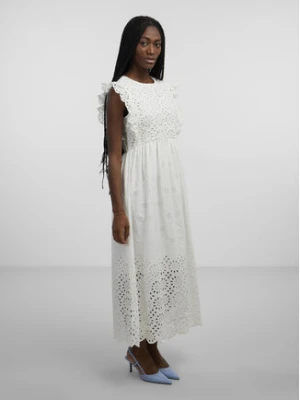 YAS Sukienka codzienna 26030193 Biały Regular Fit
