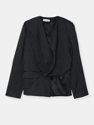 Żakiet Ioana Ciolacu