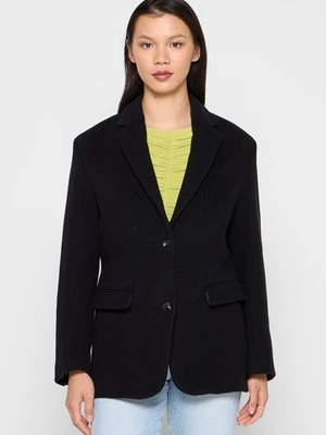 Żakiet & Other Stories