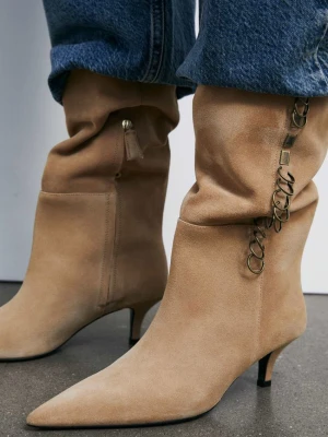 Zamszowe botki Radical Boho z detalami w stylu piercingu PATRIZIA PEPE