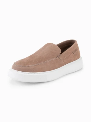 Zamszowe męskie półbuty slip on na grubej podeszwie – jasnobrązowe V3 - Rozmiar: 43 Ombre Clothing