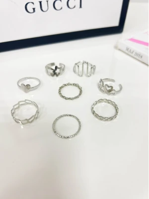Zestaw 8 par pierścionków - srebrny  magmac 