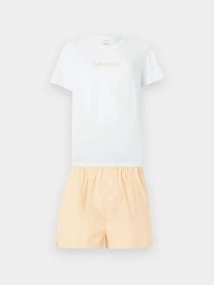 Zestaw bielizny nocnej Calvin Klein morelowy