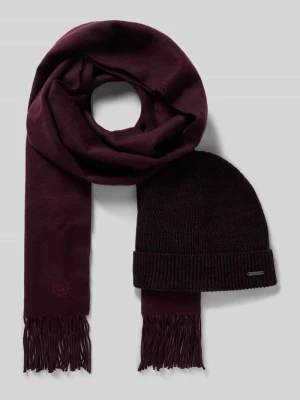 Zestaw: Czapka i szal z czystej żywej wełny z pudełkiem prezentowym Bugatti