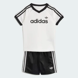 ZESTAW Z SZORTAMI I KOSZULKĄ Z KRÓTKIMI RĘKAWAMI Adidas