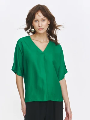 Zielona bluzka z dłuższym tyłem