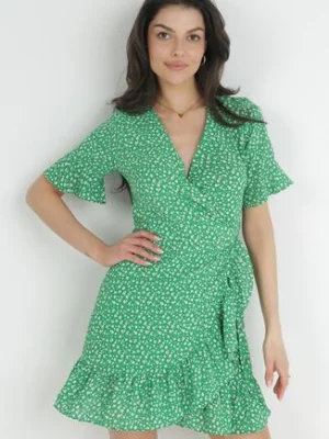 Zielona Kopertowa Sukienka z Falbankami w Kwiaty Tirnya retro & icone